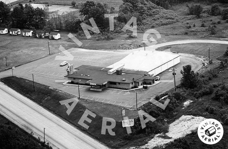 Theos Lanes (Diamond Bowl) - 1971 (newer photo)